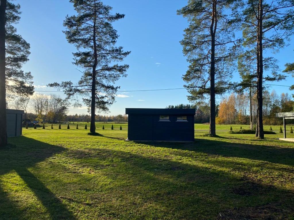 Maennituka Suvetuba Kirikukula (Saaremaa)